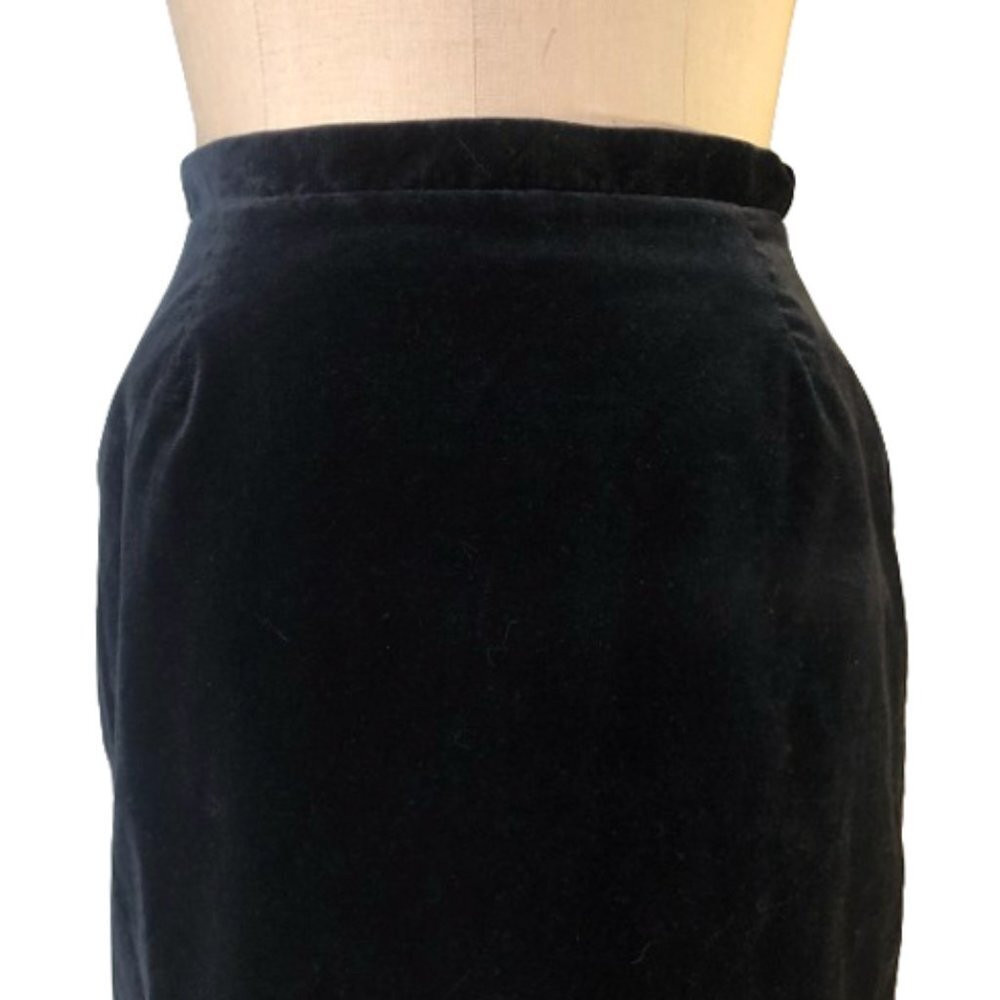 Vintage pencil fitted velvet skirt with bow - Picture 5 of 15